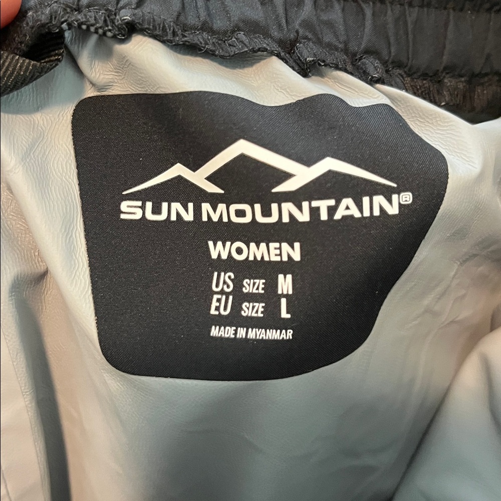 🏷️ NWOT Sun Mountain Women's Black Athletic Pants - Picture 8 of 9